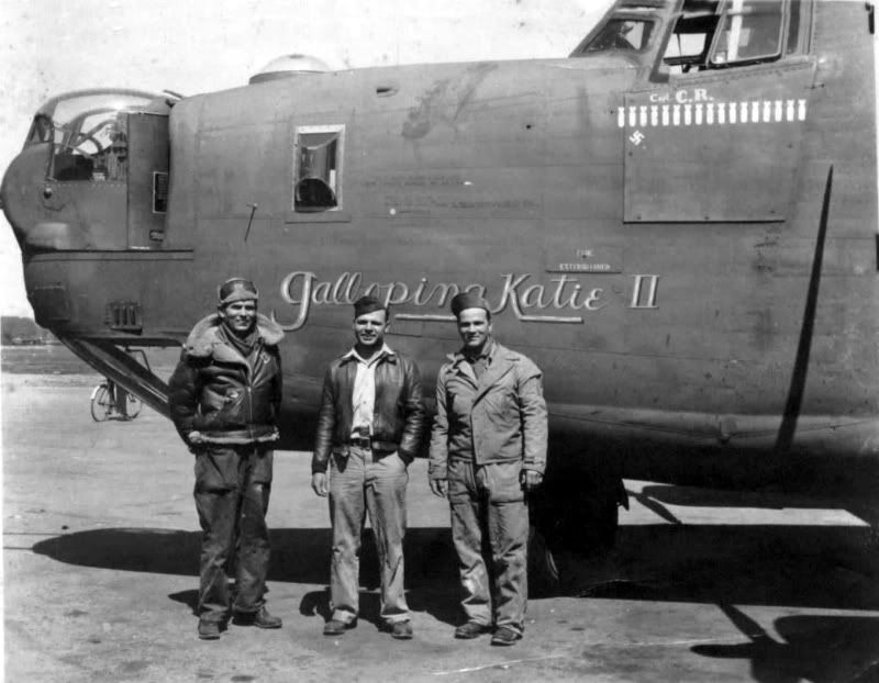 consolidated-b-24-ground-crew-01.jpg