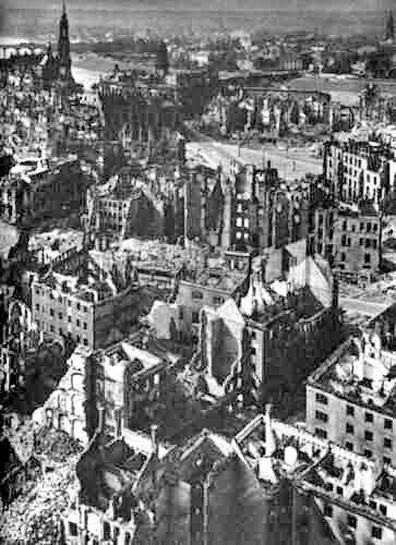 Dresden1945.jpg