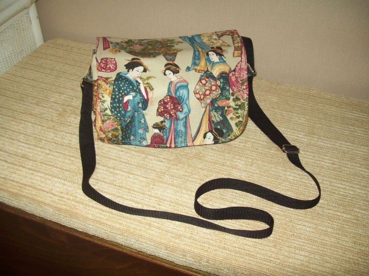 orientalshoulderbag.jpg